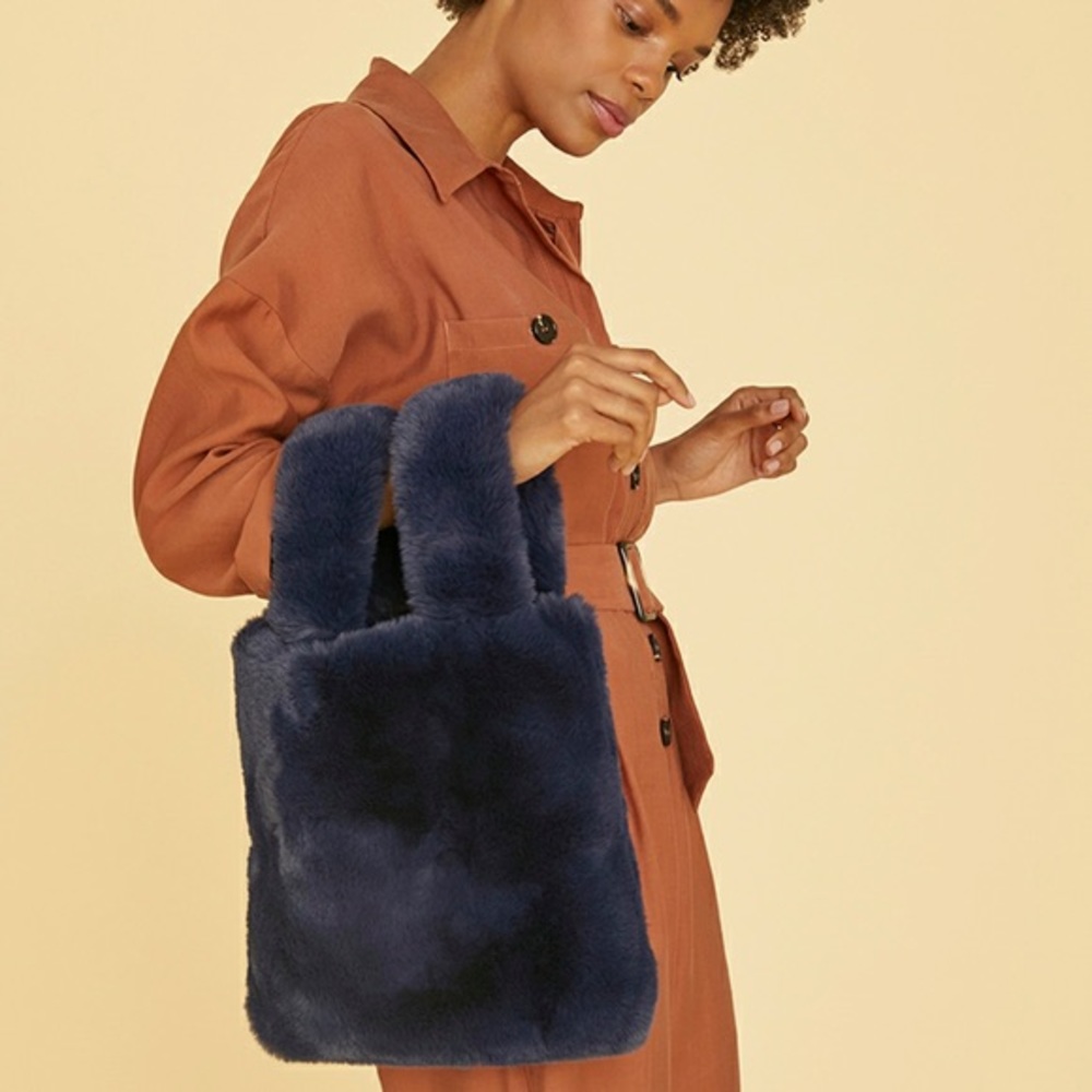 NWT UNHIDE Lil Fluffy faux fur tote